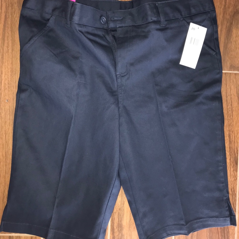 Capri shorts